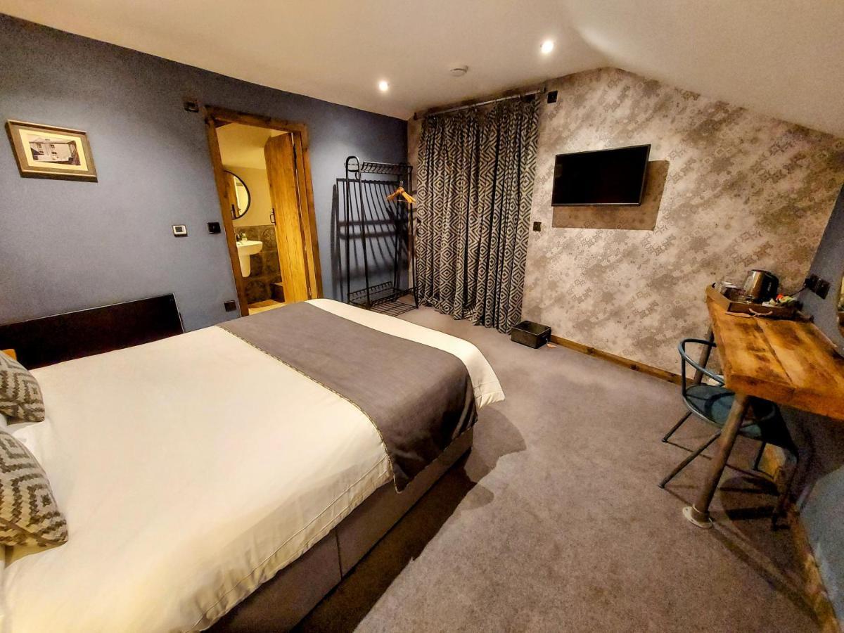 Trawden Arms Community Owned Pub Hotel Winewall Екстериор снимка