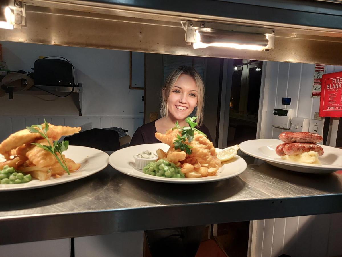 Trawden Arms Community Owned Pub Hotel Winewall Екстериор снимка