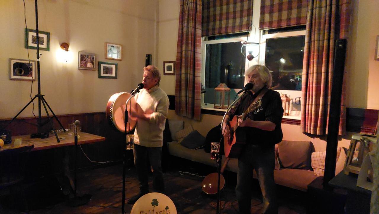 Trawden Arms Community Owned Pub Hotel Winewall Екстериор снимка